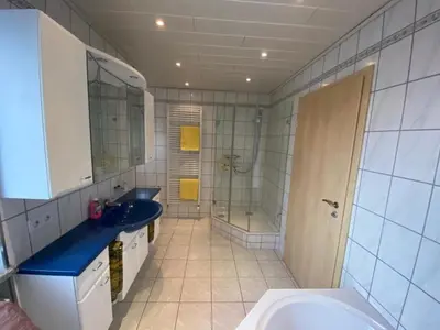 Ein Badezimmer in der Unterkunft Fichtelherz Mittendrin 1 OG - a47178