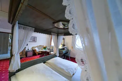 Ein Bett oder Betten in einem Zimmer der Unterkunft Akzent Hotel Goldner Stern