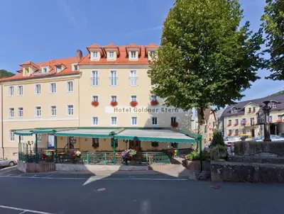 Das Gebäude in dem sich das Hotel befindet