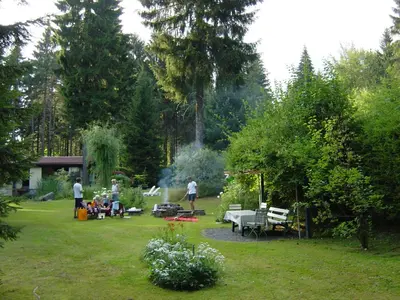 Ein Garten an der Unterkunft Hotel Barbara