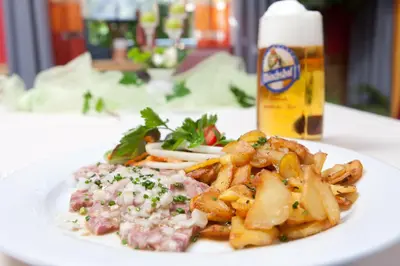 Essen im Hotel oder in der Nähe