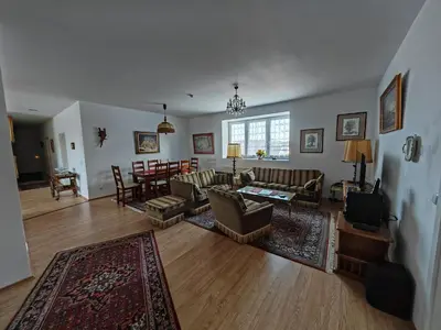 Ein Sitzbereich in der Unterkunft Apartment O3 - Gehobene 6-Zimmer Wohnung 180qm für 1-7 Personen 1x DZ 1x ZZ 3x EZ