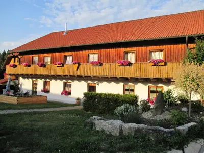 Ein Garten an der Unterkunft Bärenhof
