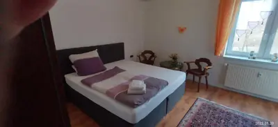 Ein Bett oder Betten in einem Zimmer der Unterkunft Apartment O2 - Gehobene 4-Zimmer Wohnung 145qm für 1-6 Personen 2x DZ 1x ZZ