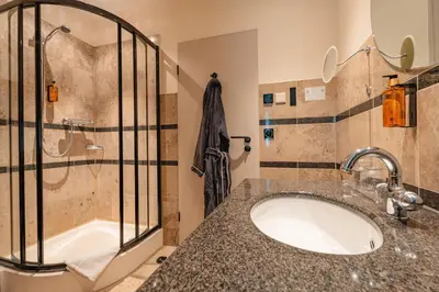 Ein Badezimmer in der Unterkunft Naturhotel Sachsenbaude Oberwiesenthal - Indoor-Pool & Outdoor-Whirlpool