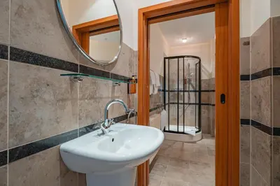 Ein Badezimmer in der Unterkunft Naturhotel Sachsenbaude Oberwiesenthal - Indoor-Pool & Outdoor-Whirlpool