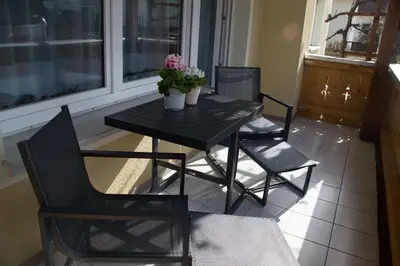 Ein Sitzbereich in der Unterkunft Ferienwohnung Seenglück
