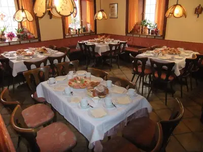 Essen in der Pension oder in der Nähe