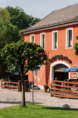 Das Gebäude in dem sich das Hotel befindet