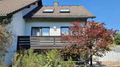 Das Gebäude in dem sich die Ferienwohnung befindet