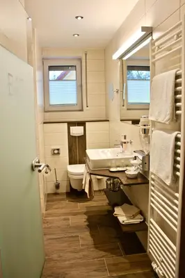 Ein Badezimmer in der Unterkunft Zum Schwarzen Bären