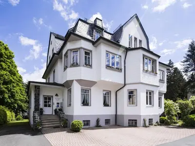 Das Gebäude in dem sich das Bed & Breakfast befindet