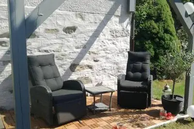 Ein Sitzbereich in der Unterkunft Zimmer Bärbel