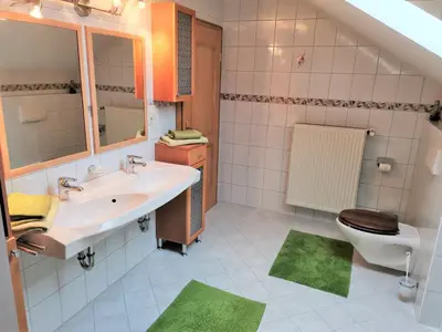 Ein Badezimmer in der Unterkunft Ferienwohnung Träxler