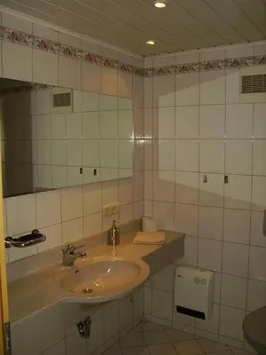 Ein Badezimmer in der Unterkunft Hotel Rossner