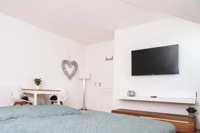TV/Unterhaltungsangebot in der Unterkunft Gemütliche Ferienwohnung im Zentrum von Plauen