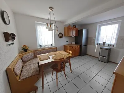 Küche/Küchenzeile in der Unterkunft Apartment O1 - Gut ausgestattete 3-Zimmer Wohnung 78qm für 1-3 Personen 1xDZ 1xEZ