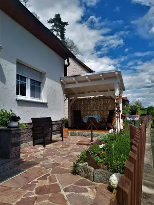 Das Gebäude in dem sich die Ferienwohnung befindet