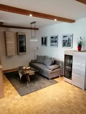 Ein Sitzbereich in der Unterkunft Ferienwohnung Neuhaus