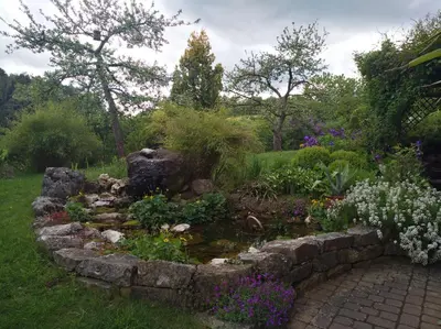 Ein Garten an der Unterkunft Ferienwohnung Adelhardt