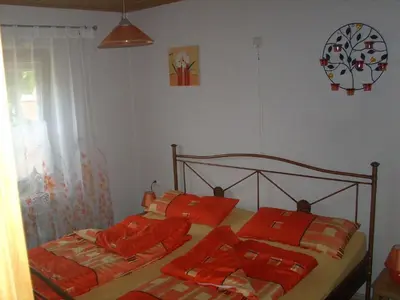 Ein Bett oder Betten in einem Zimmer der Unterkunft Haus Monika