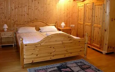 Ein Bett oder Betten in einem Zimmer der Unterkunft Ferienhaus Nr 3A2, Feriendorf Hagbügerl, Bayr Wald