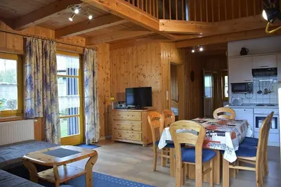 Küche/Küchenzeile in der Unterkunft Ferienhaus Nr 11A2, Feriendorf Hagbügerl, Bayr Wald