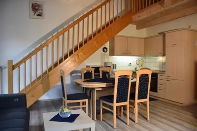 Küche/Küchenzeile in der Unterkunft Ferienhaus Nr 8D, Feriendorf Hagbügerl, Bayr Wald