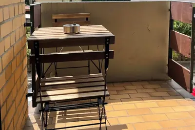 Ein Balkon oder eine Terrasse in der Unterkunft SAD161 - Gut geschnittene Monteurwohnung mit Balkon