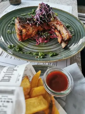 Essen im Hotel oder in der Nähe