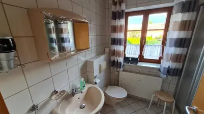 Ein Badezimmer in der Unterkunft Gästehaus Gertraud