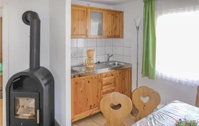 Küche/Küchenzeile in der Unterkunft Ferienhaus Hauptstrasse D