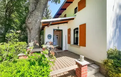Ein Garten an der Unterkunft Ferienhaus Am Trieberweg S