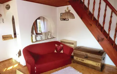 Ein Sitzbereich in der Unterkunft Ferienhaus Thiergartener Str. T