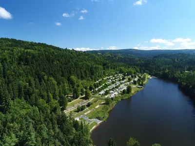 Naturlandschaft in der Nähe des Campingplatzes
