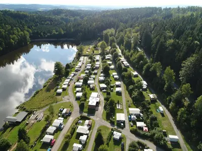 Naturlandschaft in der Nähe des Campingplatzes