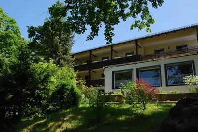 Ein Garten an der Unterkunft Ferienhaus Napoleon