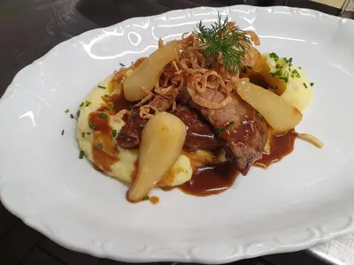 Essen im Hotel oder in der Nähe