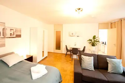 Ein Bett oder Betten in einem Zimmer der Unterkunft Studio Apartment - zentral mit Parkplatz - Balkon