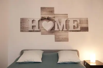 Ein Bett oder Betten in einem Zimmer der Unterkunft Studio Apartment - zentral mit Parkplatz - Balkon