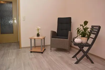 Ein Sitzbereich in der Unterkunft Ferienwohnung Elisabeth