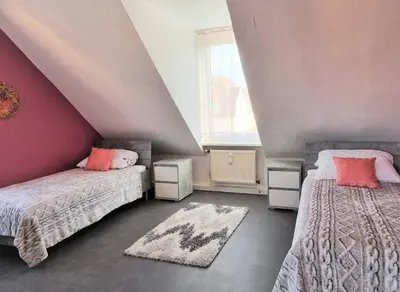 Grundriss der Unterkunft Apartment Bayreuth, Große Ferienwohnung im Haus mit Kunst, 3 Schlafzimmer, Küche, Parkplatz