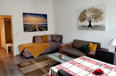 Ein Sitzbereich in der Unterkunft MARTHA APARTMENTS - Ideal für Familien und Langzeitaufenthalte
