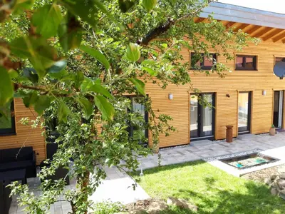 Ein Garten an der Unterkunft Gästehaus Andreas