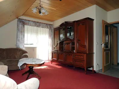 Ein Sitzbereich in der Unterkunft Gästehaus Am Hirtenberg