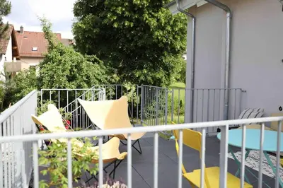 Ein Balkon oder eine Terrasse in der Unterkunft Pegnitz Apartement