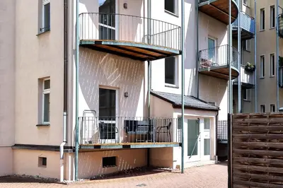 Das Gebäude in dem sich die Ferienwohnung befindet