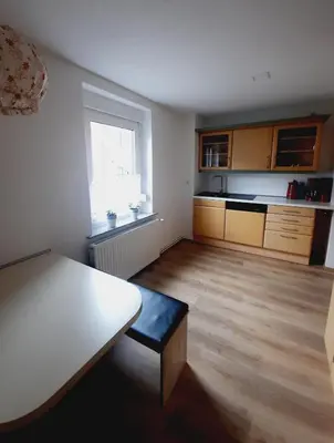 Küche/Küchenzeile in der Unterkunft Unsere Ferienwohnung in Lengenfeld.