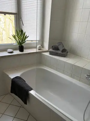 Ein Badezimmer in der Unterkunft komfortable Ferienwohnung am Stadtwald von Plauen