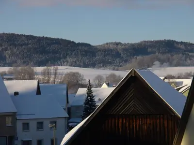Ein allgemeiner Bergblick oder ein Berglick von des Hotels aus